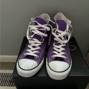 CONVERSE size women’s 11, purple